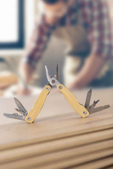 Bamboo multitool Dottie