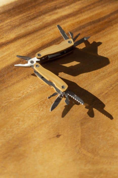 Bamboo multitool Dottie