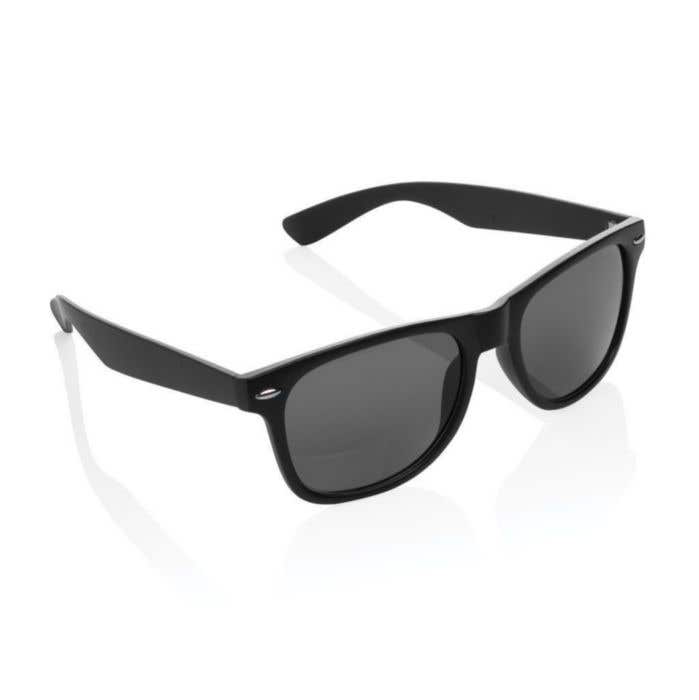 Lunettes de soleil en plastique recyclé GRS