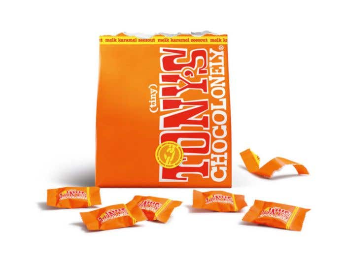 Tony's Chocolonely Tiny Pouch Melk Karamel Zeezout [135 gram]