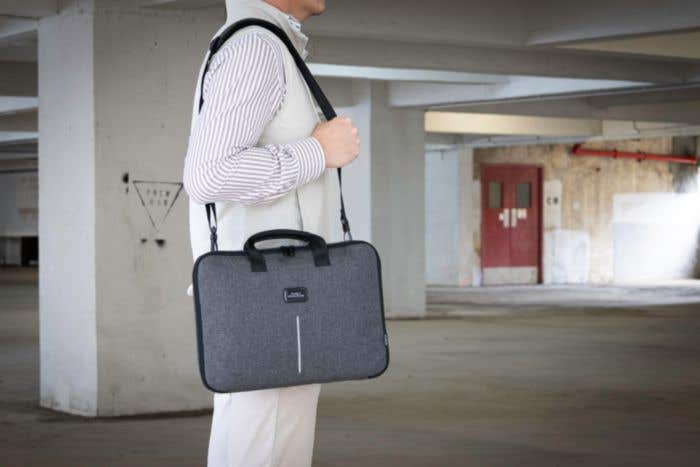 BrandCharger Sac pour ordinateur portable imperméable rPET Specter 2 [16 pouces]