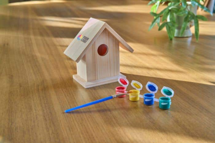 Nichoir avec peinture