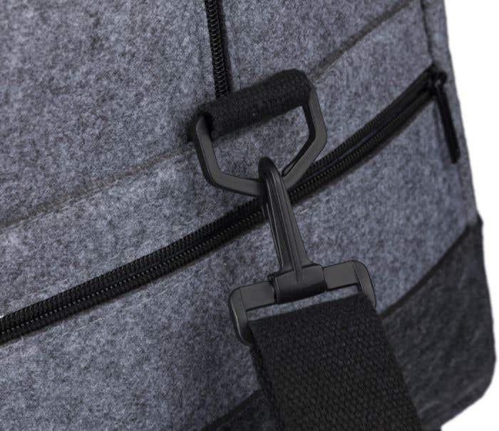 Sporttas Corliss | 30 L | Gerecycleerd vilt | Schouderband