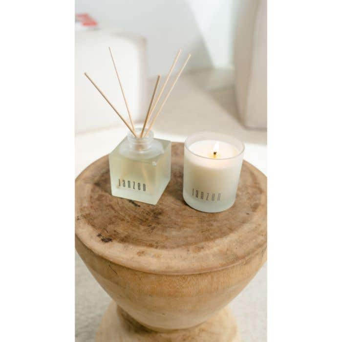 JANZEN Geurkaars Black 22 | Natuurlijke was | Geschenkdoos