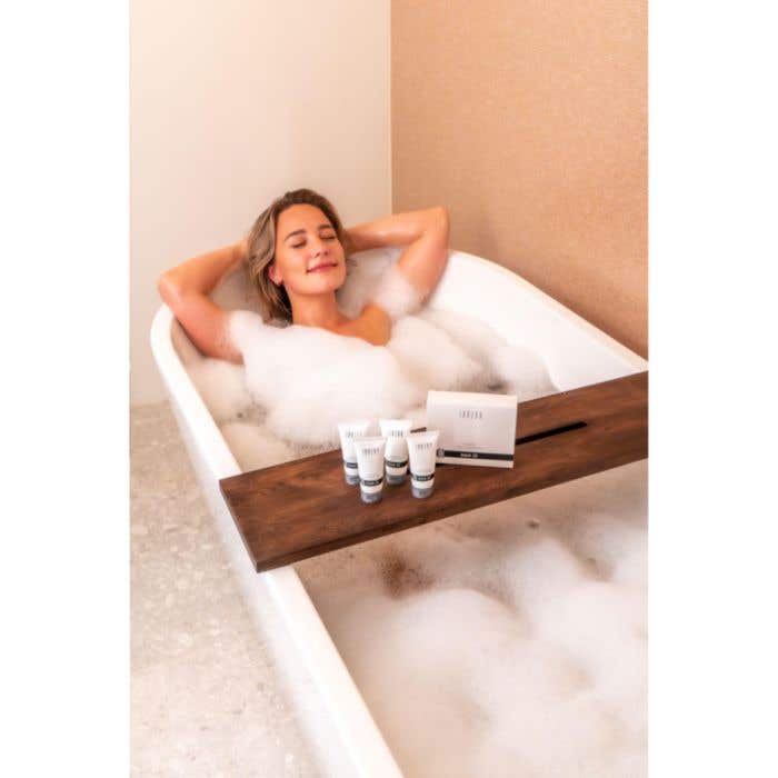 JANZEN Travel Set Black 22 | 4 x 40 ml | Verzorgingsproducten