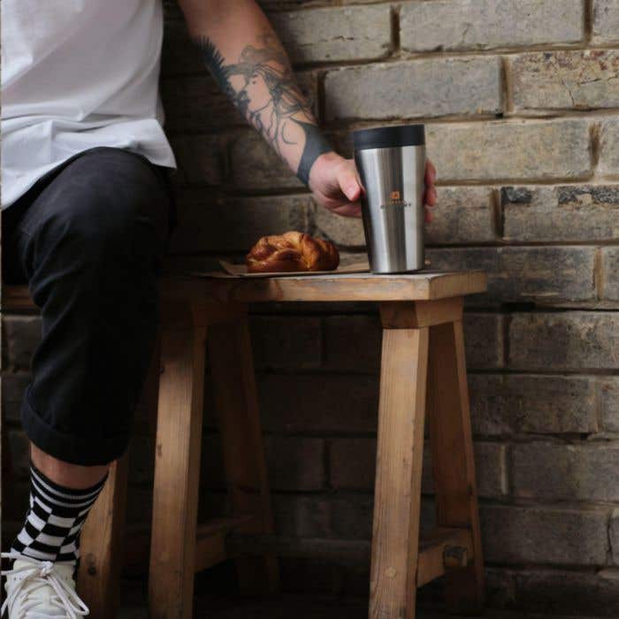 Circular&Co Oscar | Thermosbeker | Gerecycled RVS | 340 ml Circular&Co Oscar | Thermosbeker | Gerecycled RVS | 340 ml