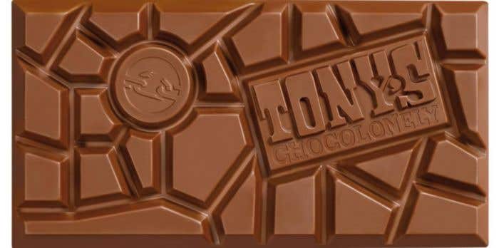 Barre de chocolat Tony's Chocolonely Chocolat au lait Caramel Sel de mer Bretzel Nougat Amandes [180 grammes]