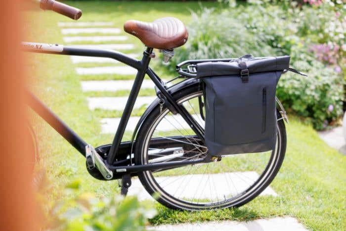 Rugzak Cyclo | 20 L | Laptopvak 15" | Gespsluiting | Met fietsbevestiging
