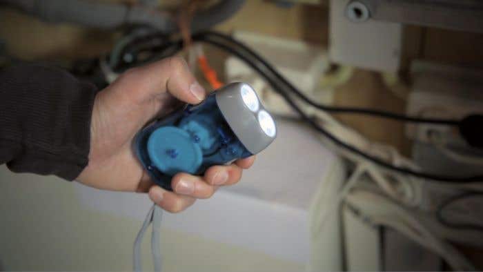 Lampe torche à dynamo