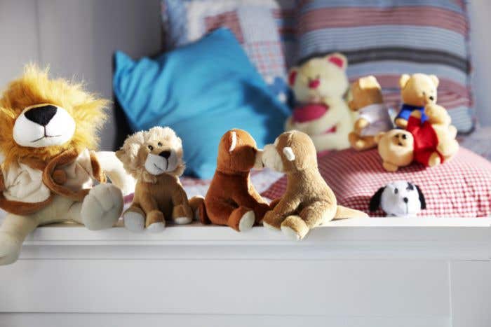 Lion en peluche
