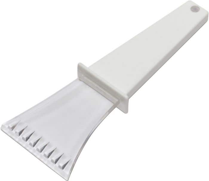 Grattoir à glace transparent