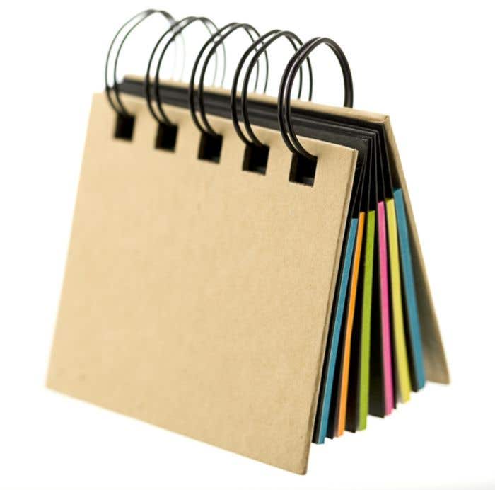 Carnet de notes avec mémo autocollant