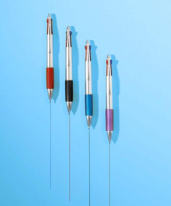 Stylo à bille quatre couleurs
