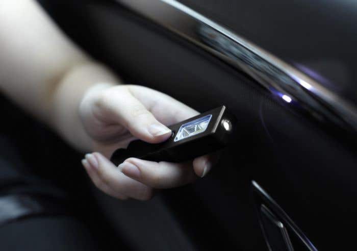 Noodhamer met lampje Auto