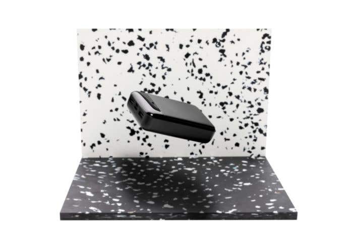 Batterie de secours en plastique recyclé RCS [10.000 mAh]