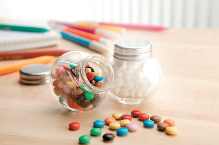 Chocolates in glass holder CHOCKY