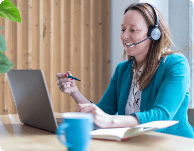 Charg&eacute; de client&egrave;le